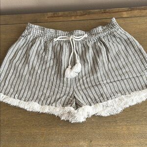 Dereck and Heart Striped Fringe Hem Women’s Shorts. Size XL. Linen blend.